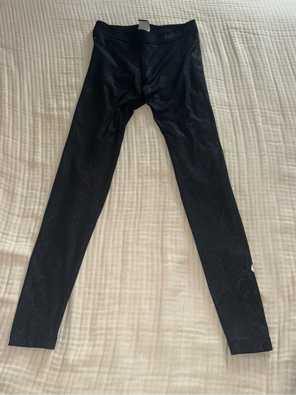 Nike Pro Snakeskin leggings
